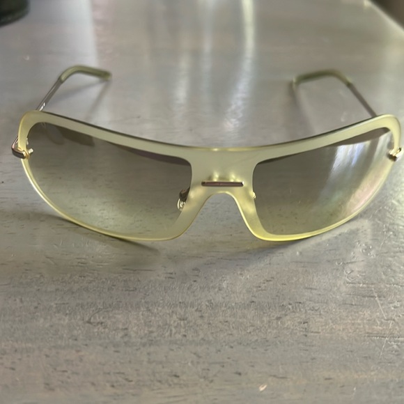 Fendi Accessories - FENDI/FENDISSIME Vintage Sunglasses NOS Model - SFE 053 Col - 579H